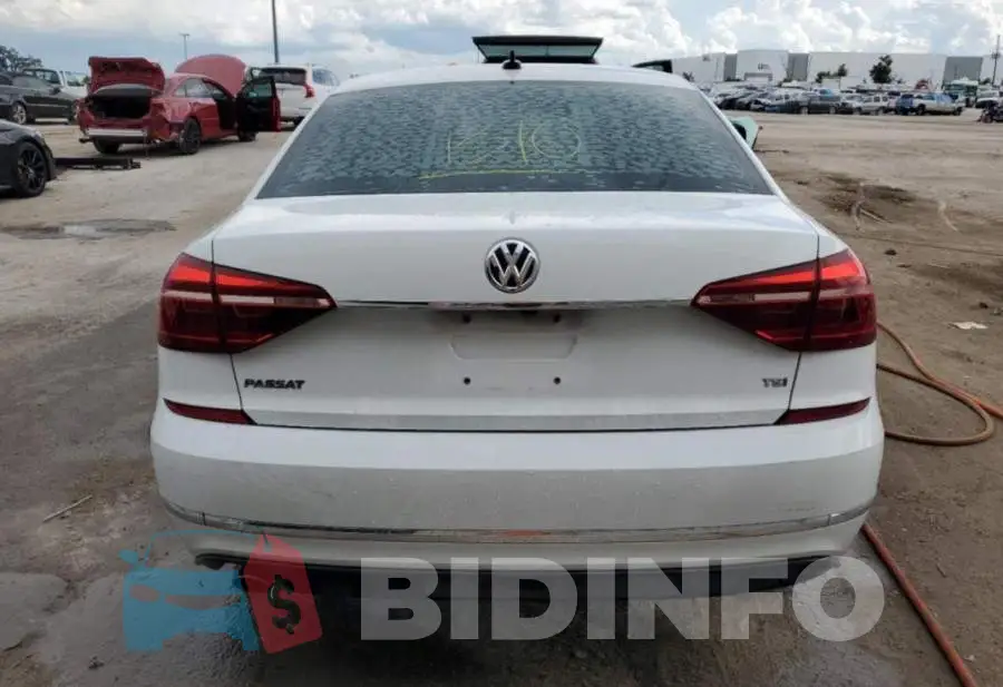 1VWDT7A30HC005118 Photo# 6