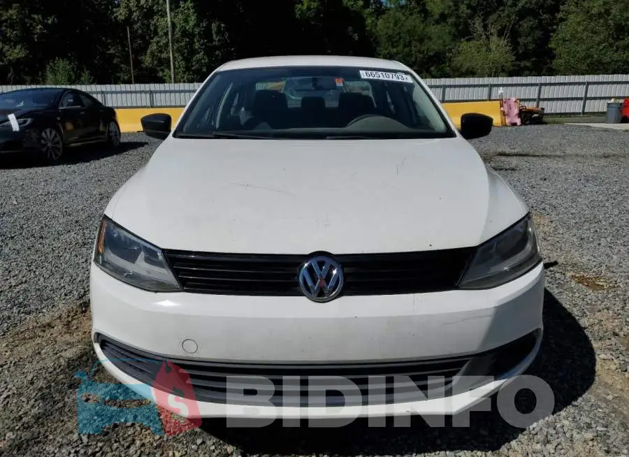 3VW1K7AJ2EM324759 Photo# 5