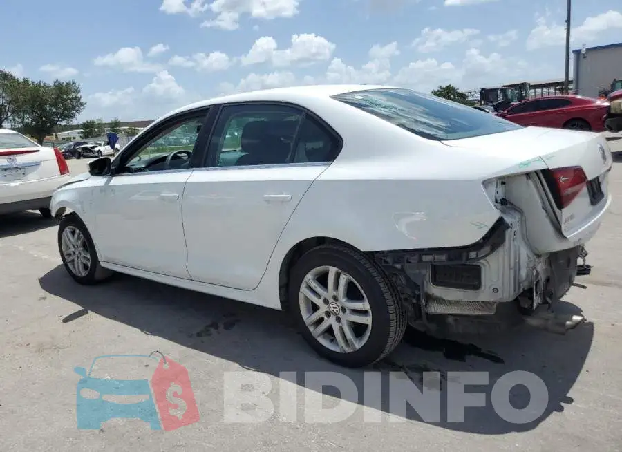3VW2B7AJ4HM324271 Photo# 2