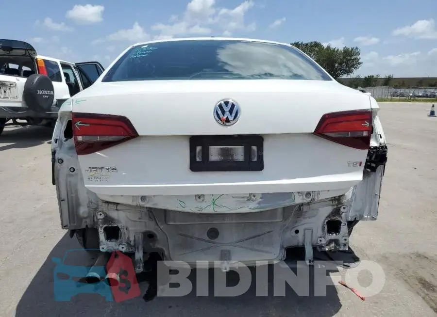 3VW2B7AJ4HM324271 Photo# 6