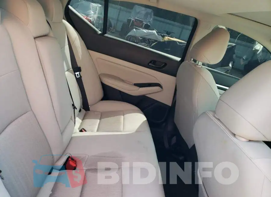1N4BL4DV7PN376596 Photo# 10