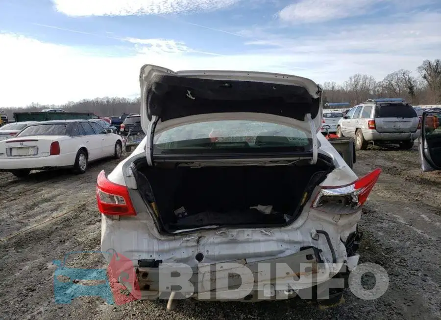 3N1AB7AP2JY329876 Photo# 6