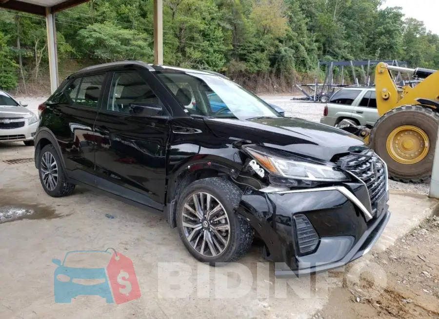 3N1CP5CV4ML483436 Photo# 4