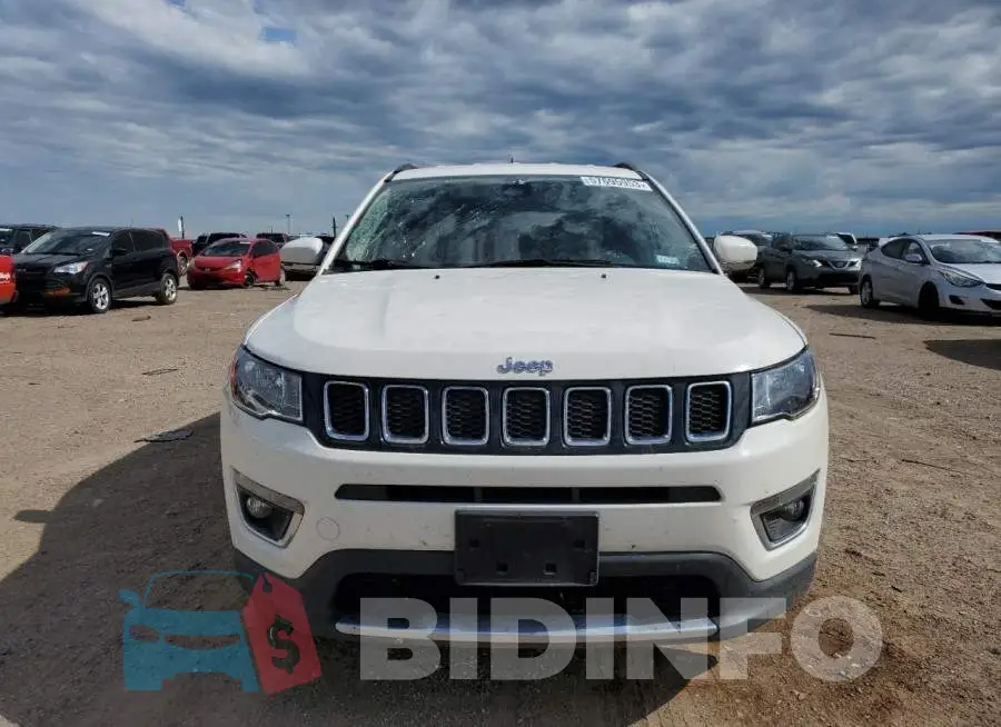 3C4NJCCB3LT170930 Photo# 5
