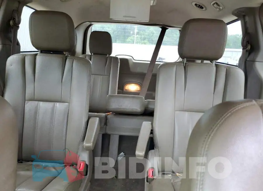 2C4RC1BG3GR296808 Photo# 10