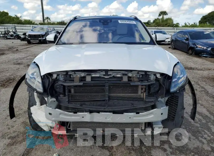 SADFJ2FX1J1Z17603 Photo# 5