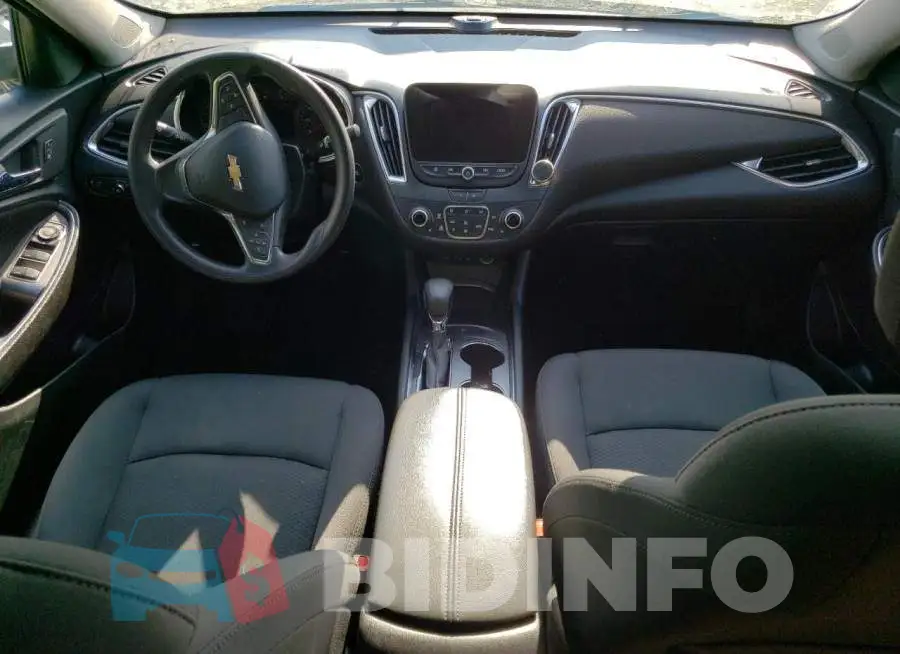 1G1ZD5ST2MF008127 Photo# 8