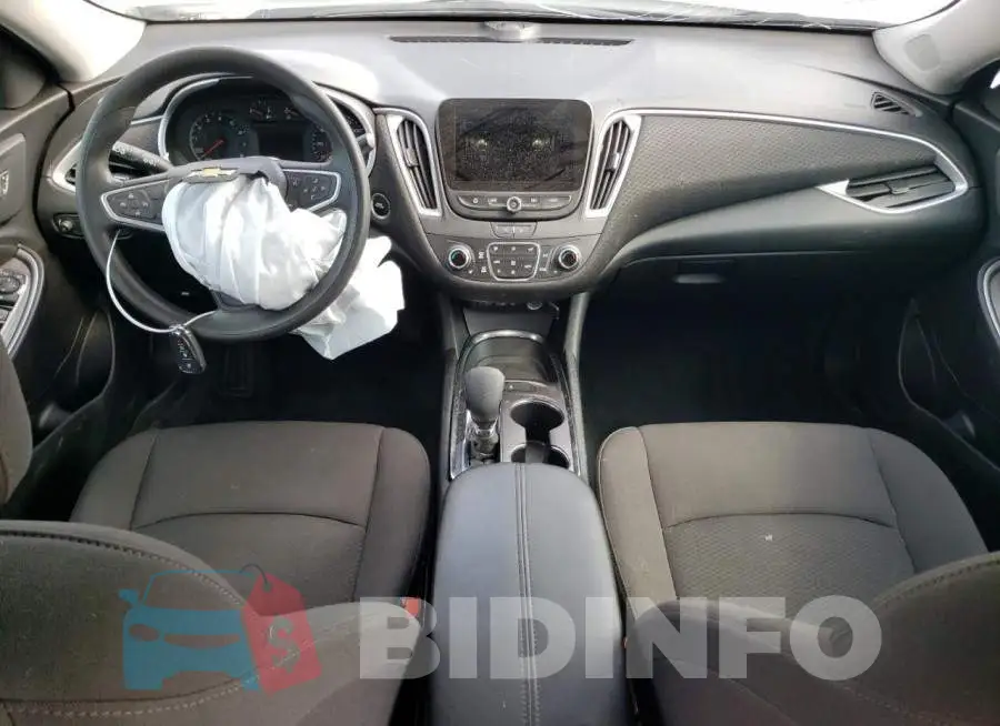 1G1ZD5ST3NF181902 Photo# 8