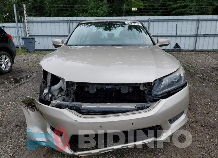 1HGCR2F74EA298185 Photo# 5