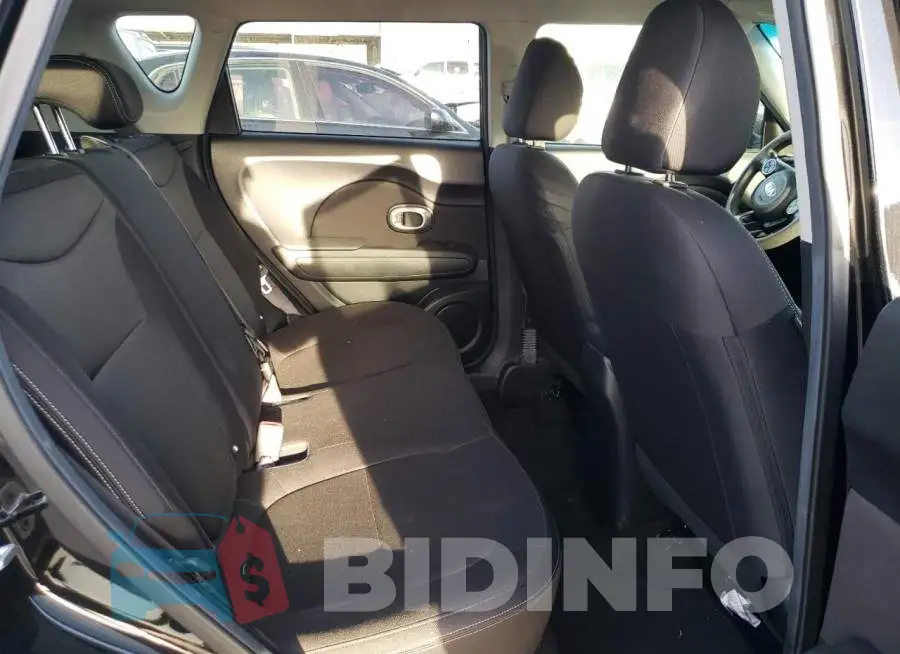 KNDJN2A22G7394832 Photo# 10