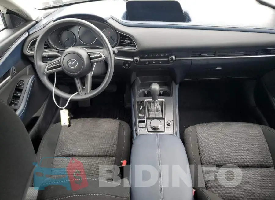3MVDMBBL8LM109914 Photo# 8