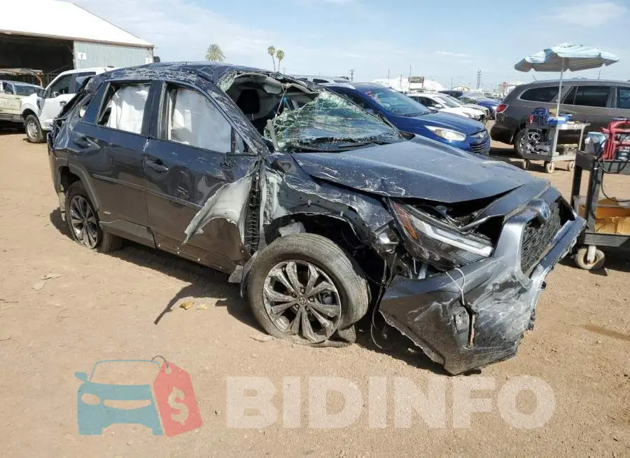 4T3B6RFV2PU123769 Photo# 4