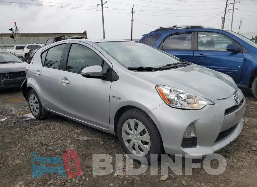 JTDKDTB37E1068593 Photo# 4