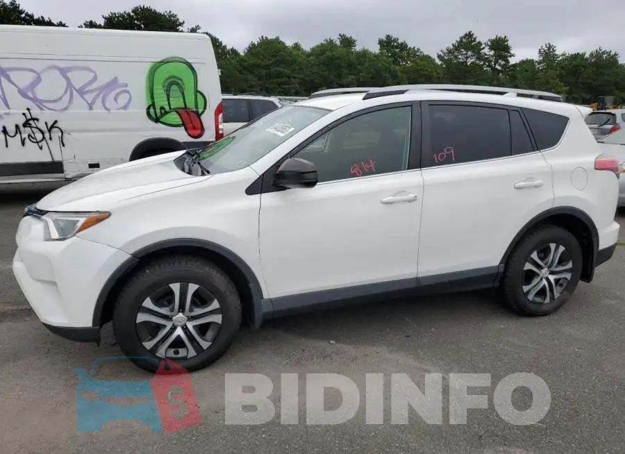 JTMBFREV6JJ218035 Photo# 1