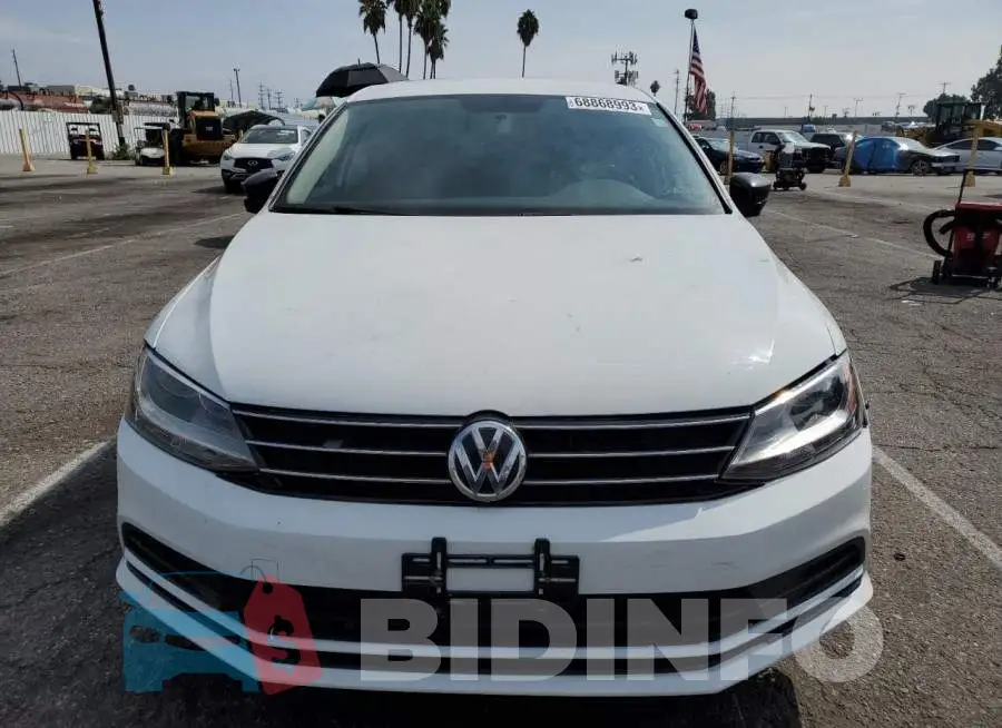 3VW267AJ7GM246202 Photo# 5
