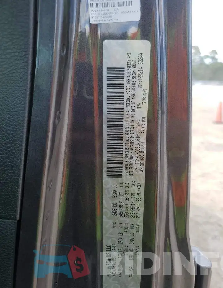 1C4HJXDG9JW101083 Photo# 13
