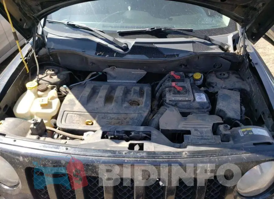 1C4NJRFB2ED509023 Photo# 12