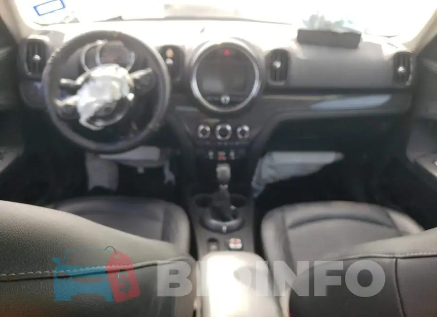 WMZYS7C33H3E06668 Photo# 8