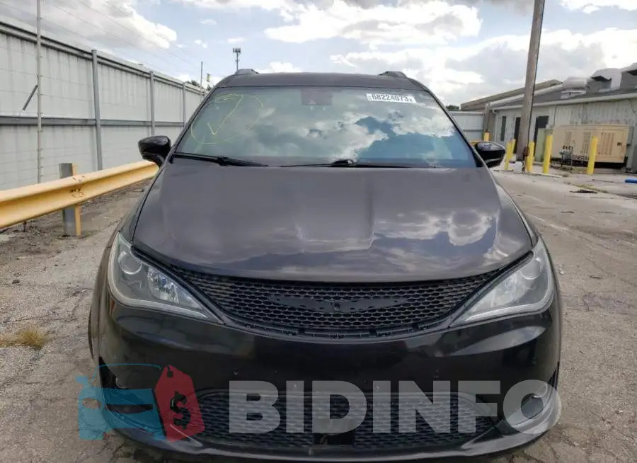 2C4RC1EG8JR177882 Photo# 5