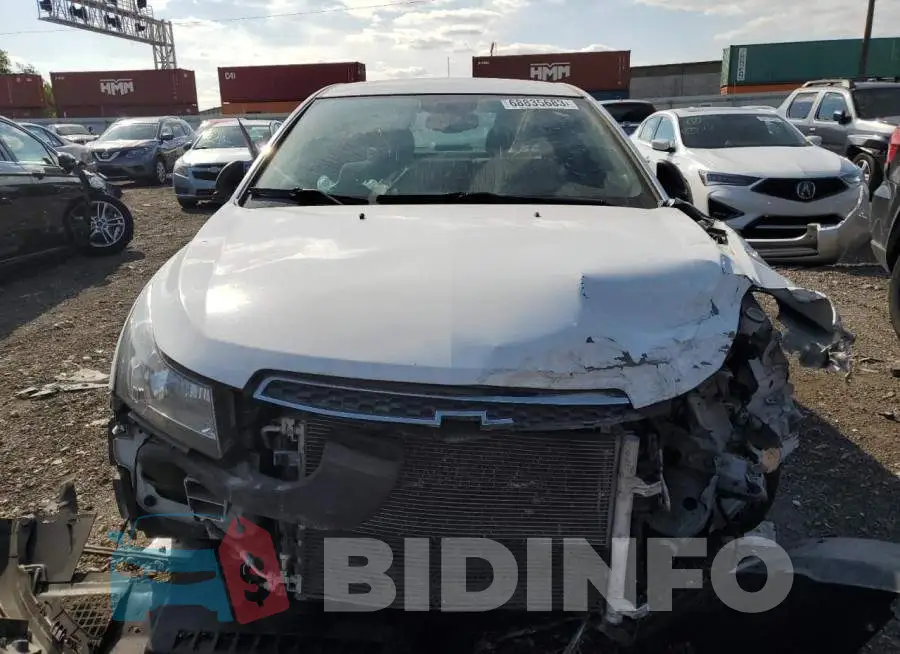 1G1PA5SH8E7167872 Photo# 5