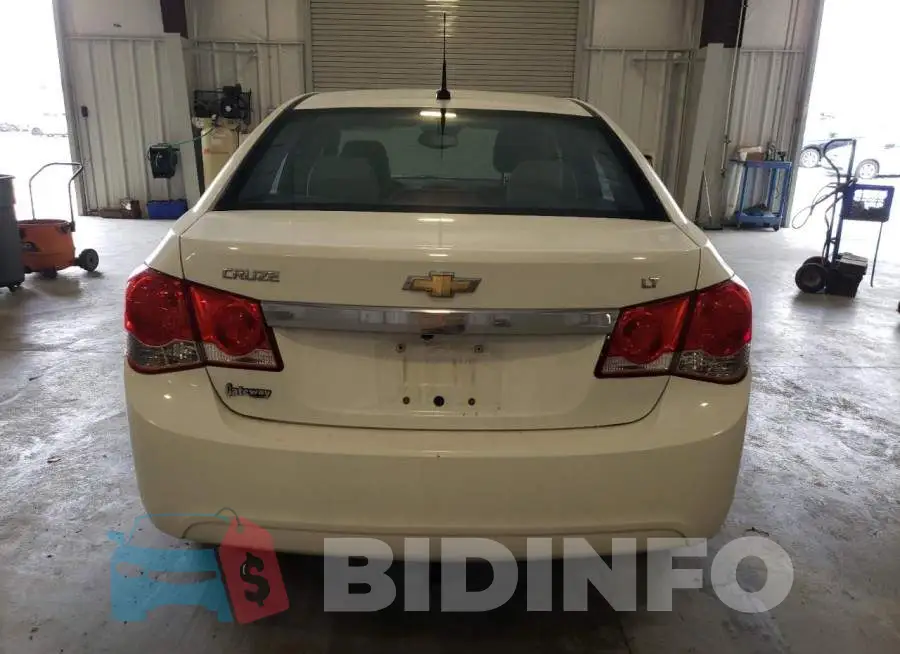 1G1PC5SB5E7111927 Photo# 6