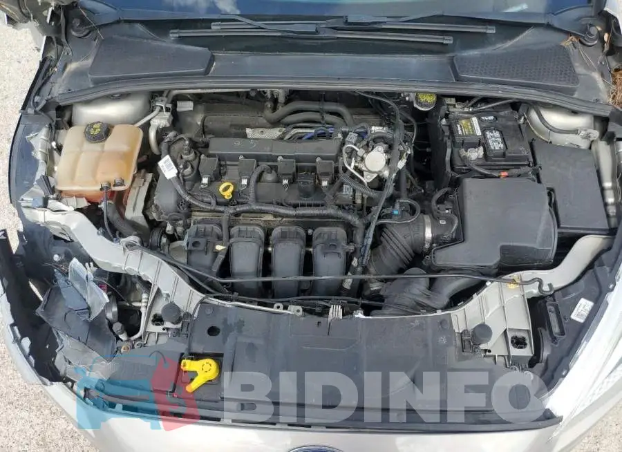 1FADP3F21GL352204 Photo# 11