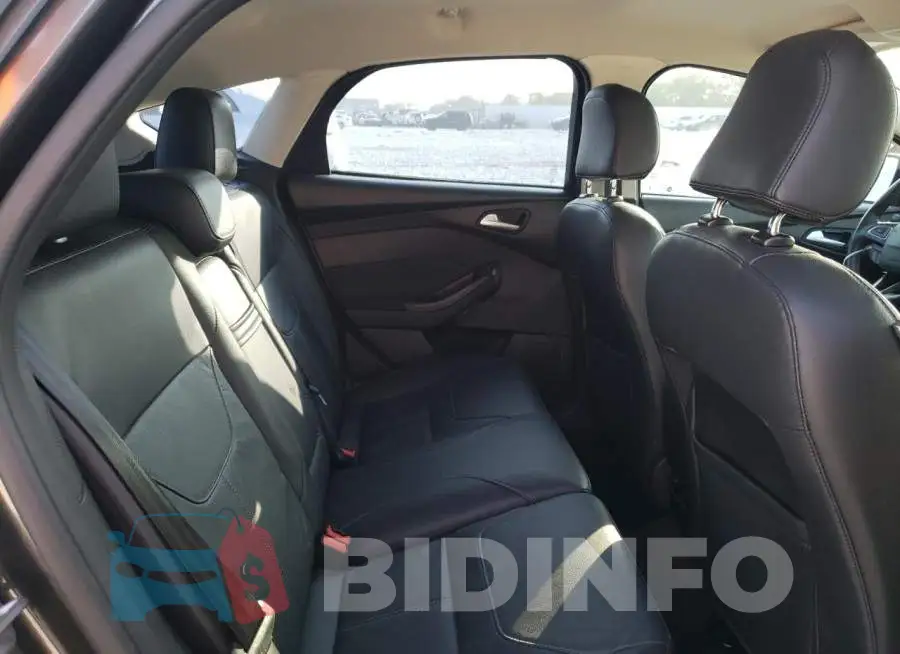 1FADP3K27FL334200 Photo# 10