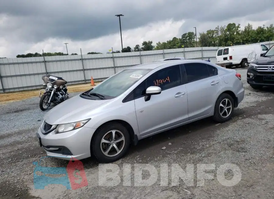 19XFB2F76FE018152 Photo# 1