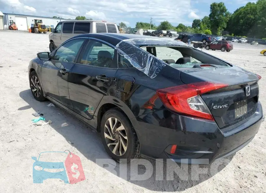 19XFC2F70GE072819 Photo# 2