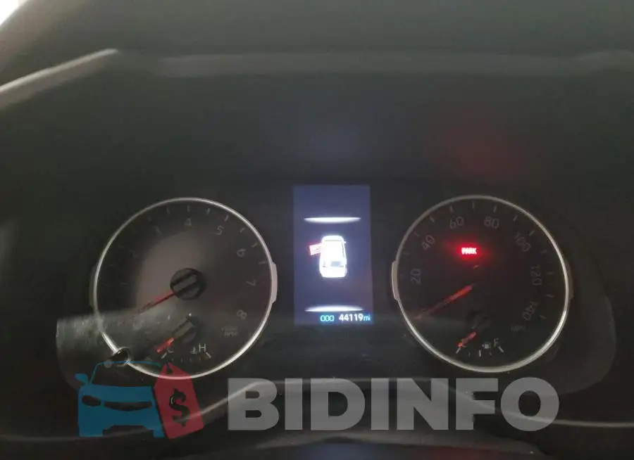 2T3P1RFV8MW201830 Photo# 9