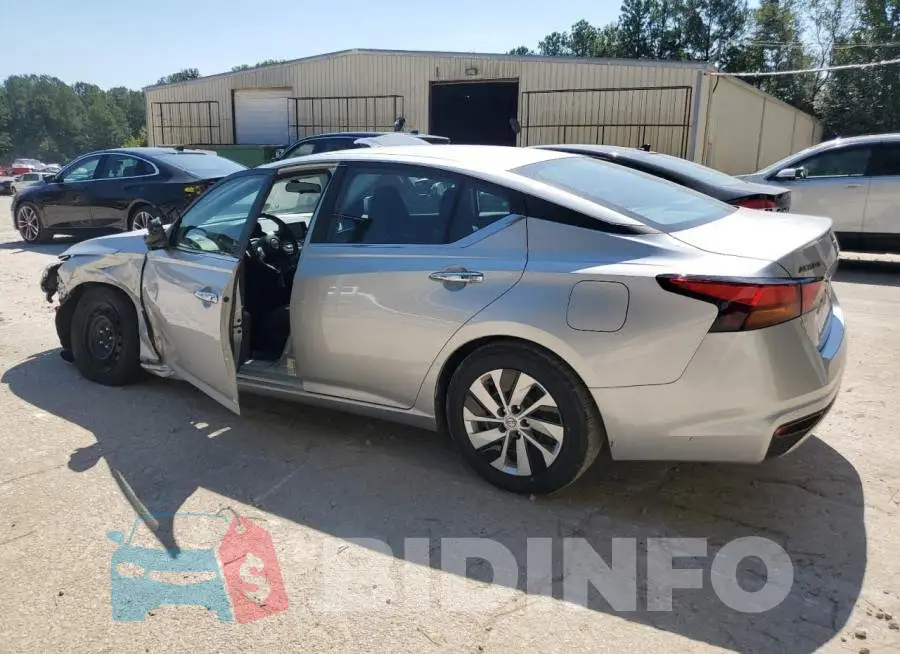 1N4BL4BV1PN326389 Photo# 2