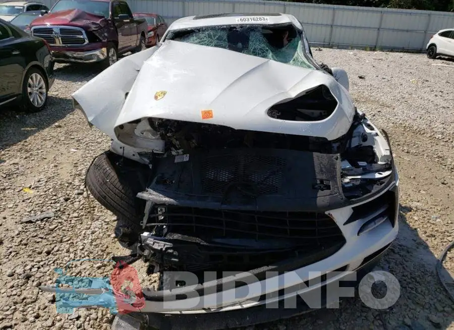 WP1AA2A55MLB09287 Photo# 5