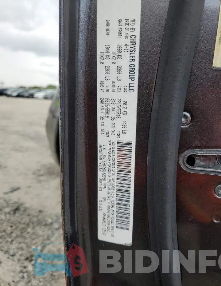 1C4NJCEA1GD816627 Photo# 12