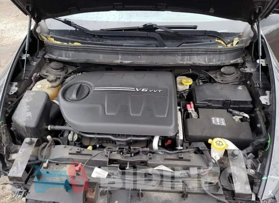 1C4PJLCS6HW574735 Photo# 12