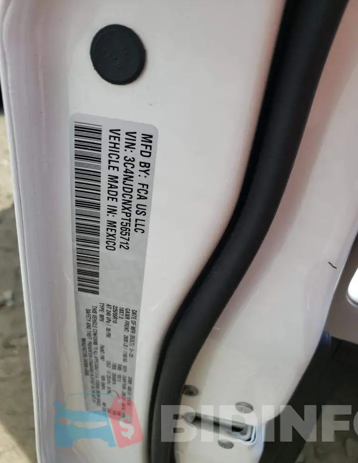 3C4NJDCNXPT565712 Photo# 13