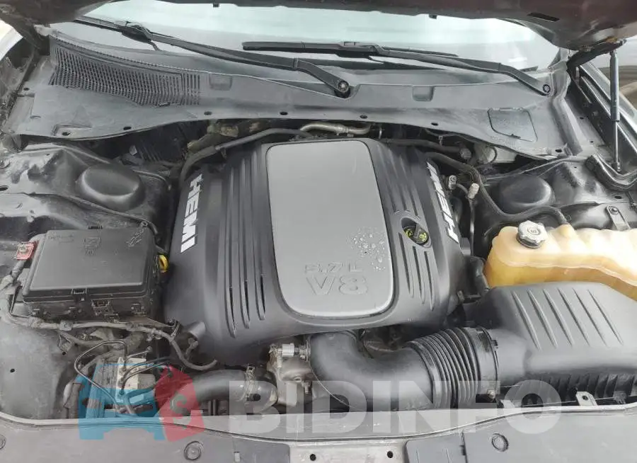 2C3CDXCT1KH570219 Photo# 11