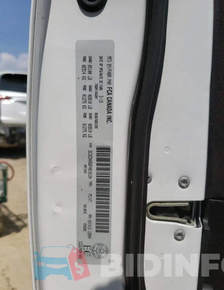 2C3CDXHG6FH810124 Photo# 12
