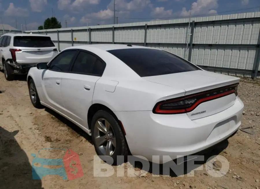 2C3CDXHG6FH810124 Photo# 2