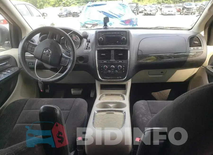 2C4RDGCGXER153723 Photo# 8