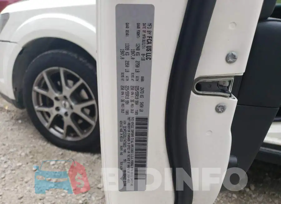 3C4PDCEG9JT473023 Photo# 12