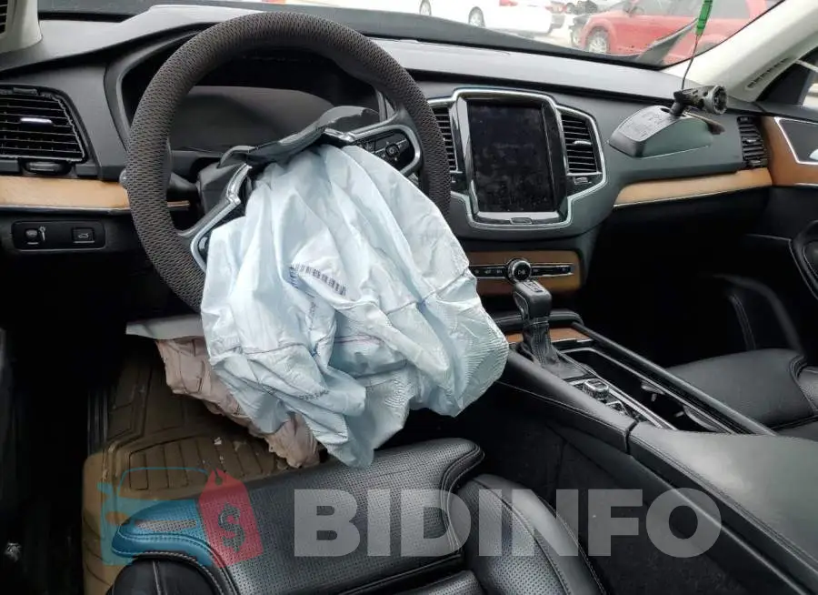 YV4A22PL7H1152872 Photo# 8