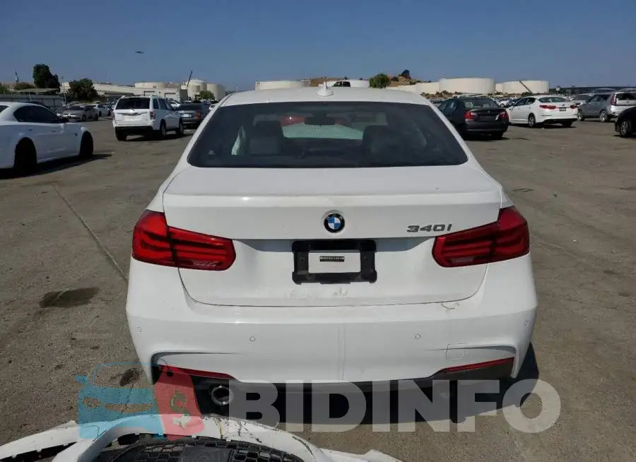 WBA8B3G55GNT62738 Photo# 6