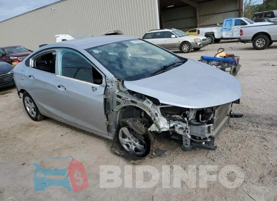 1G1BC5SM9J7124833 Photo# 4