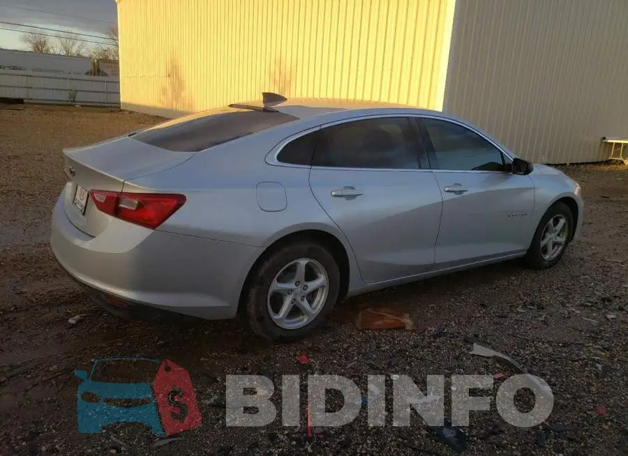 1G1ZB5ST2HF186521 Photo# 3