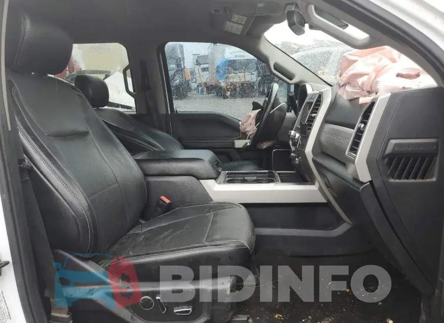 1FT8W3DT3JEC53213 Photo# 5