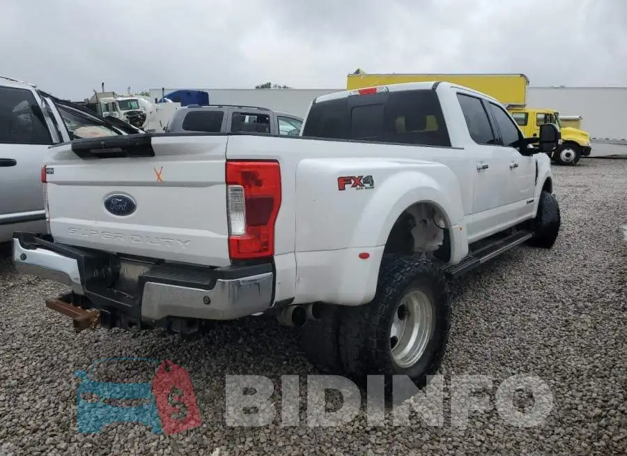 1FT8W3DT3JEC53213 Photo# 4