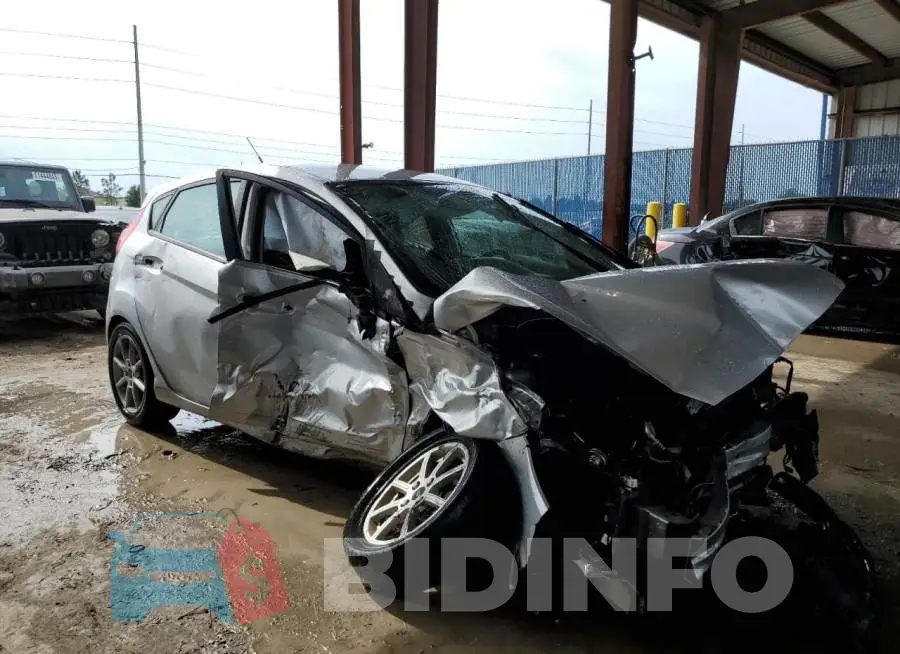 3FADP4EJ8FM146776 Photo# 4
