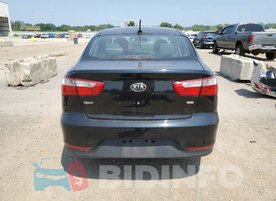 KNADM4A35H6051182 Photo# 6