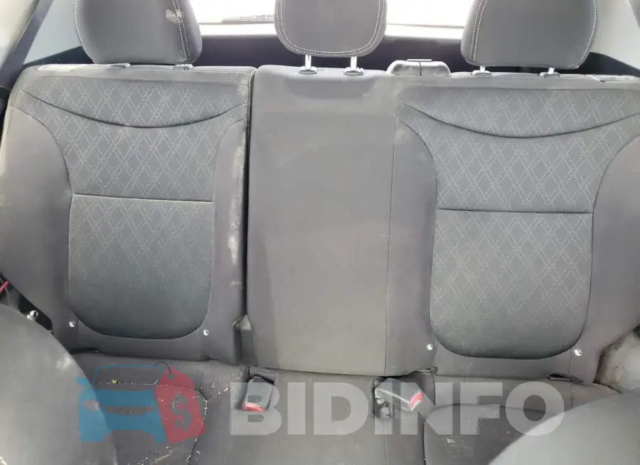 KNDJN2A25G7377068 Photo# 10