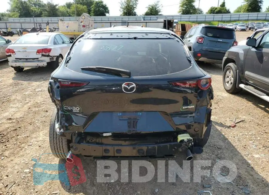 3MVDMBBL8NM452094 Photo# 6